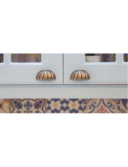 Tiradores y pomos para cajones (ACABADO EN CUERO VIEJO, 64MM-2)