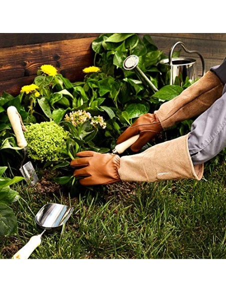 Amazon Basics — Guantes de jardinería de antebrazo de cuero marrón talla XL  1 par 